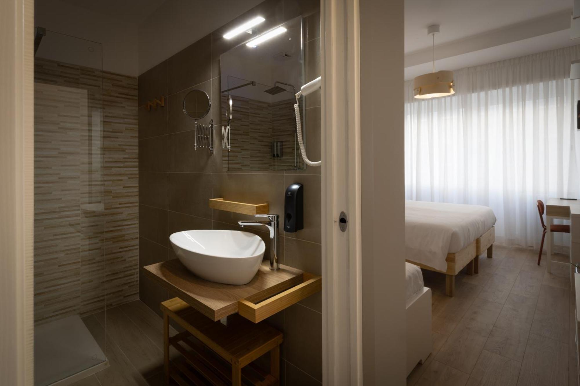 433 Rooms Roma Esterno foto