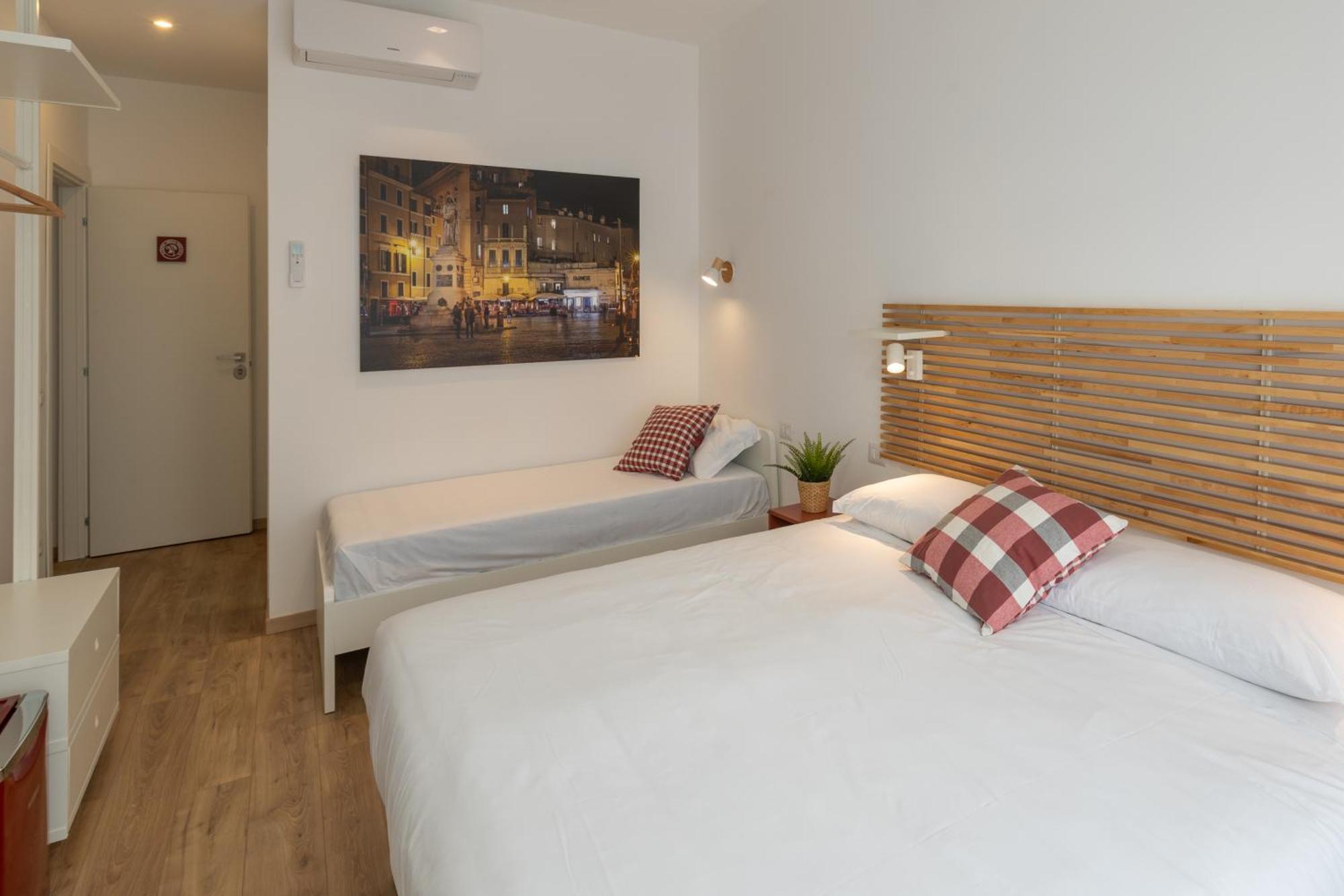 433 Rooms Roma Esterno foto